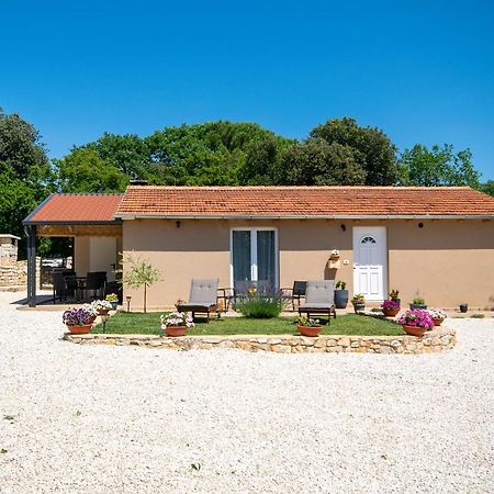 Willa Old Oak Holiday House Rovinj Zewnętrze zdjęcie