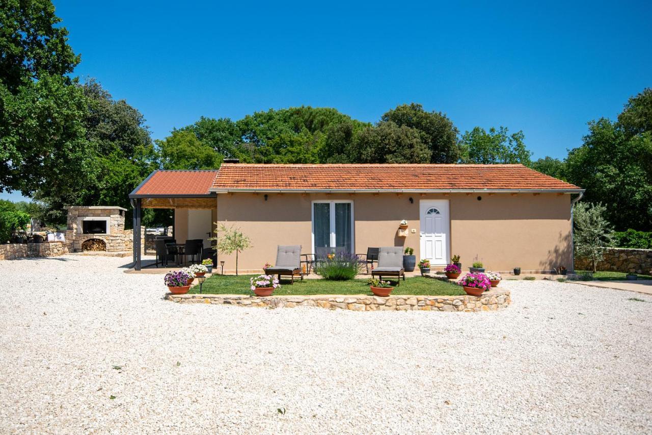 Willa Old Oak Holiday House Rovinj Zewnętrze zdjęcie